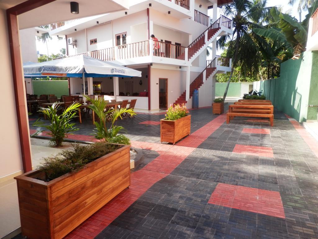 Ronny Cottage Negombo Bagian luar foto