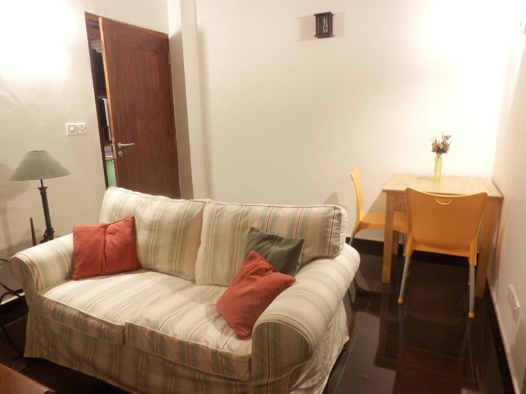 Ronny Cottage Negombo Ruang foto