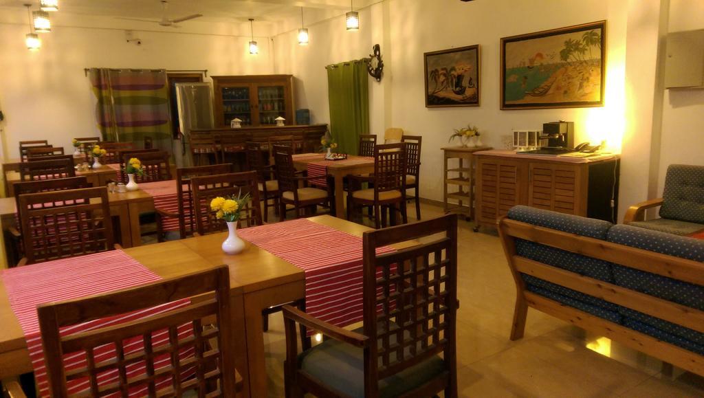 Ronny Cottage Negombo Bagian luar foto