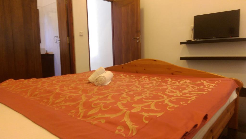 Ronny Cottage Negombo Bagian luar foto
