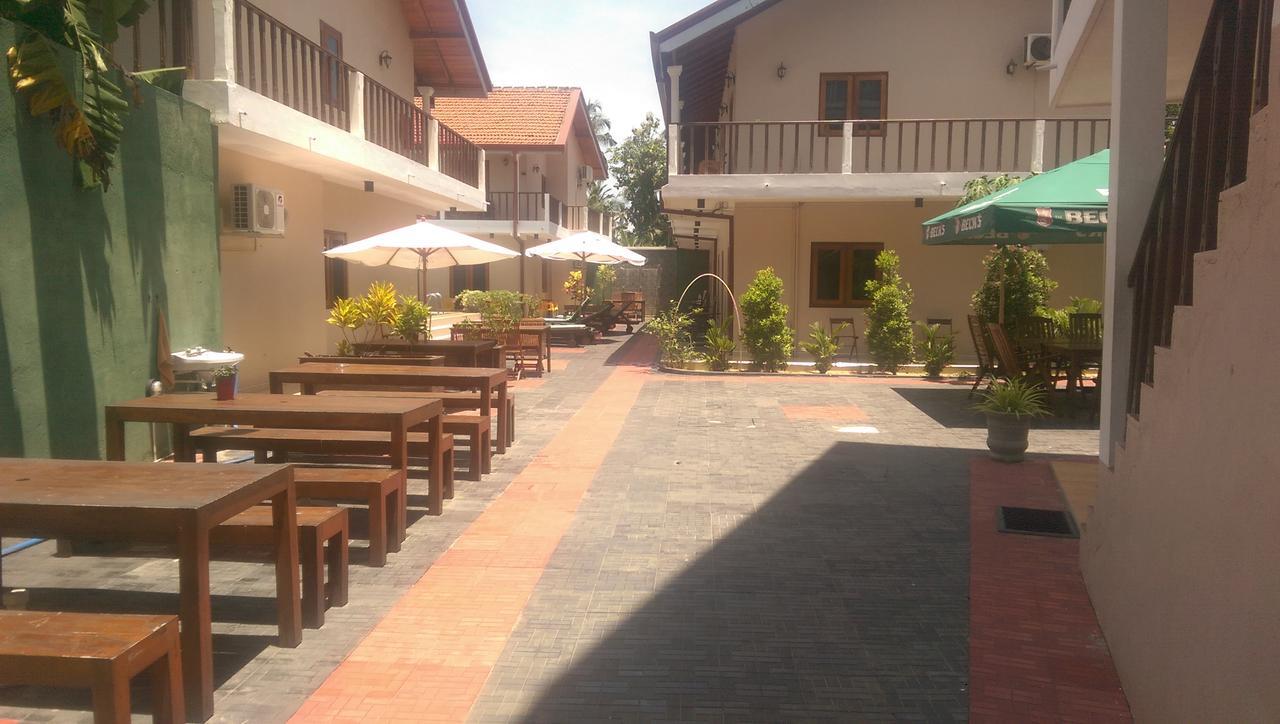 Ronny Cottage Negombo Bagian luar foto