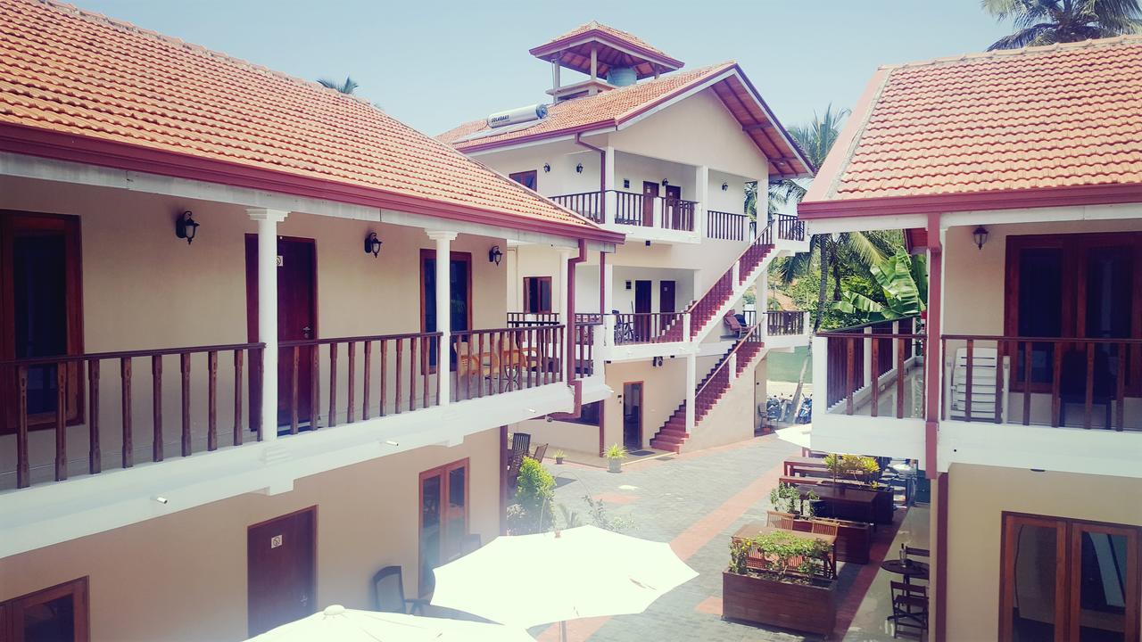 Ronny Cottage Negombo Bagian luar foto